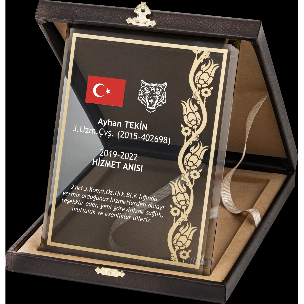 PB2010 Altın Yaldız Kristal Plaket plaket modeli